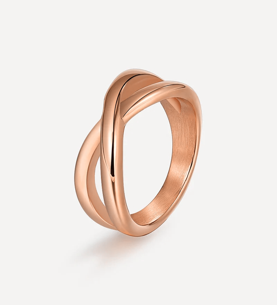 Anel Crossing Path